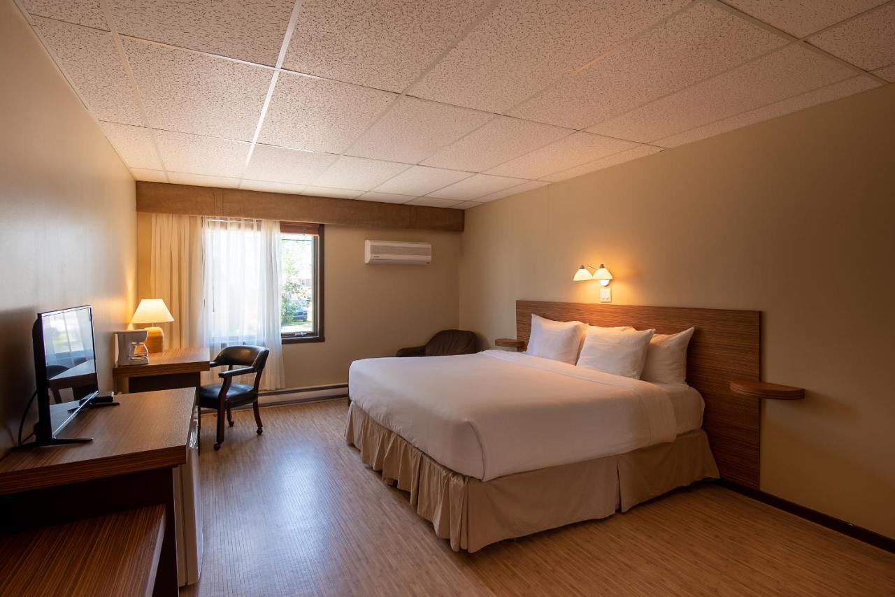 Hotel Aquamer Carleton-sur-Mer Eksteriør billede