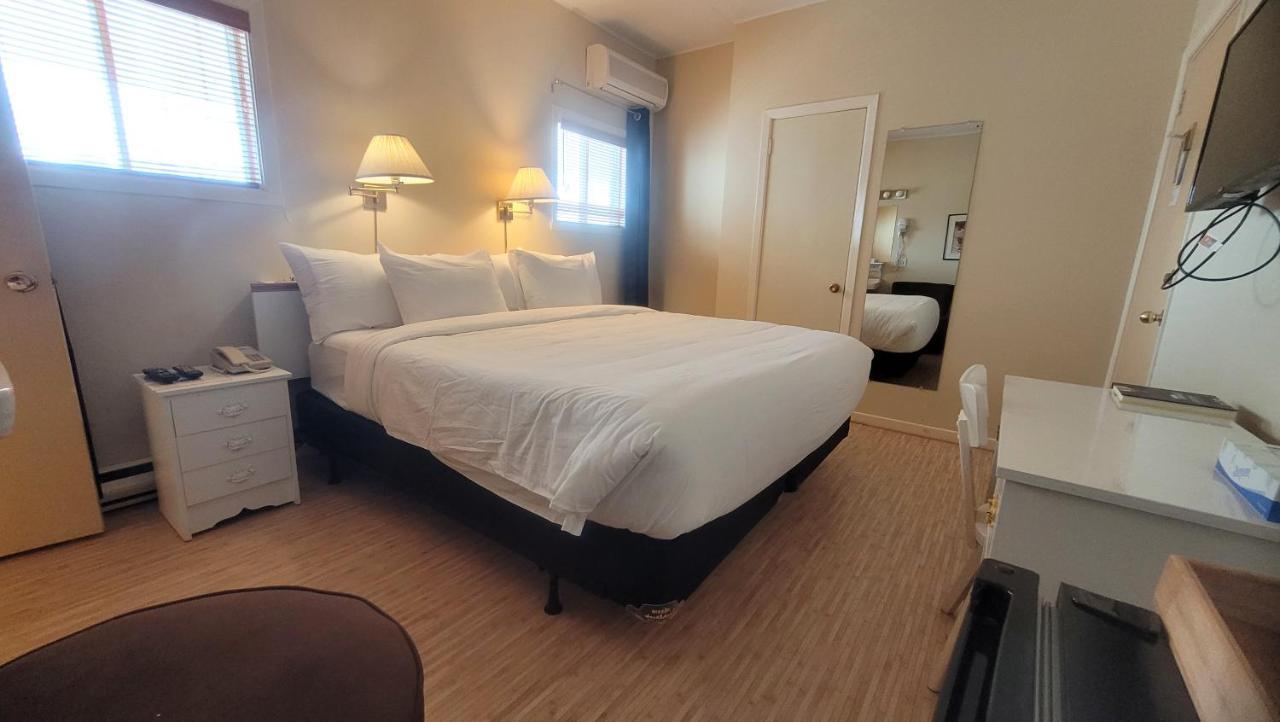 Hotel Aquamer Carleton-sur-Mer Eksteriør billede