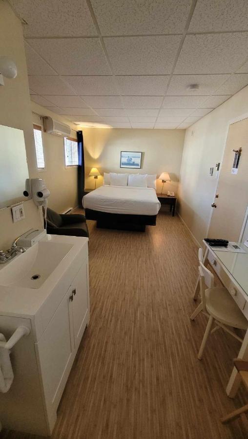 Hotel Aquamer Carleton-sur-Mer Eksteriør billede